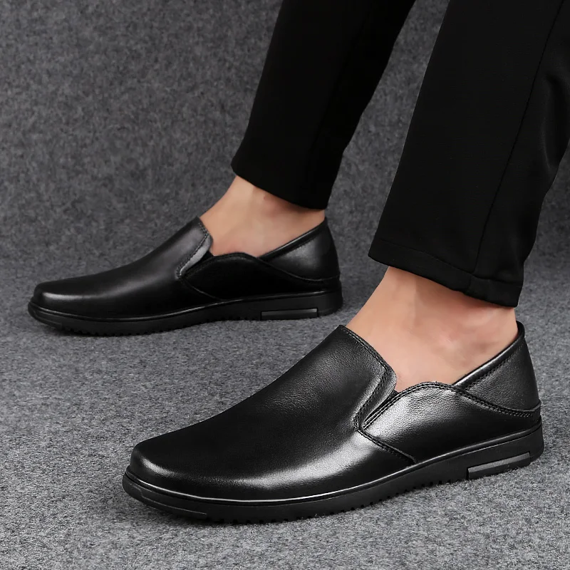Мужская Повседневная обувь без шнуровки из Мягкой Резины, черная Обувь из натуральной Кожи, Мужская Повседневная Кожаная Обувь Без шнуровки с круглым носком, мужские мокасины - 0