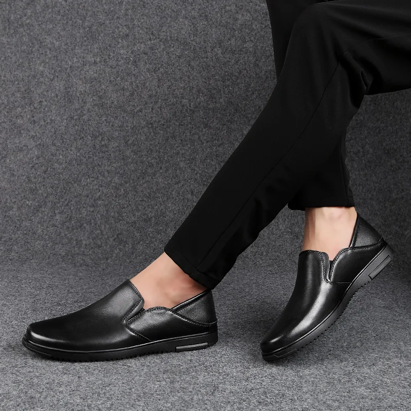 Мужская Повседневная обувь без шнуровки из Мягкой Резины, черная Обувь из натуральной Кожи, Мужская Повседневная Кожаная Обувь Без шнуровки с круглым носком, мужские мокасины - 1